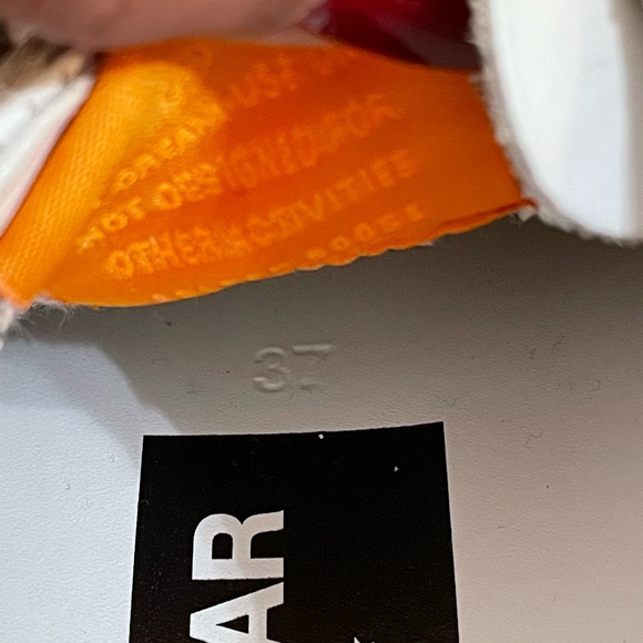 Golden Goose Superstar Sneakers - Picture 3 of 6